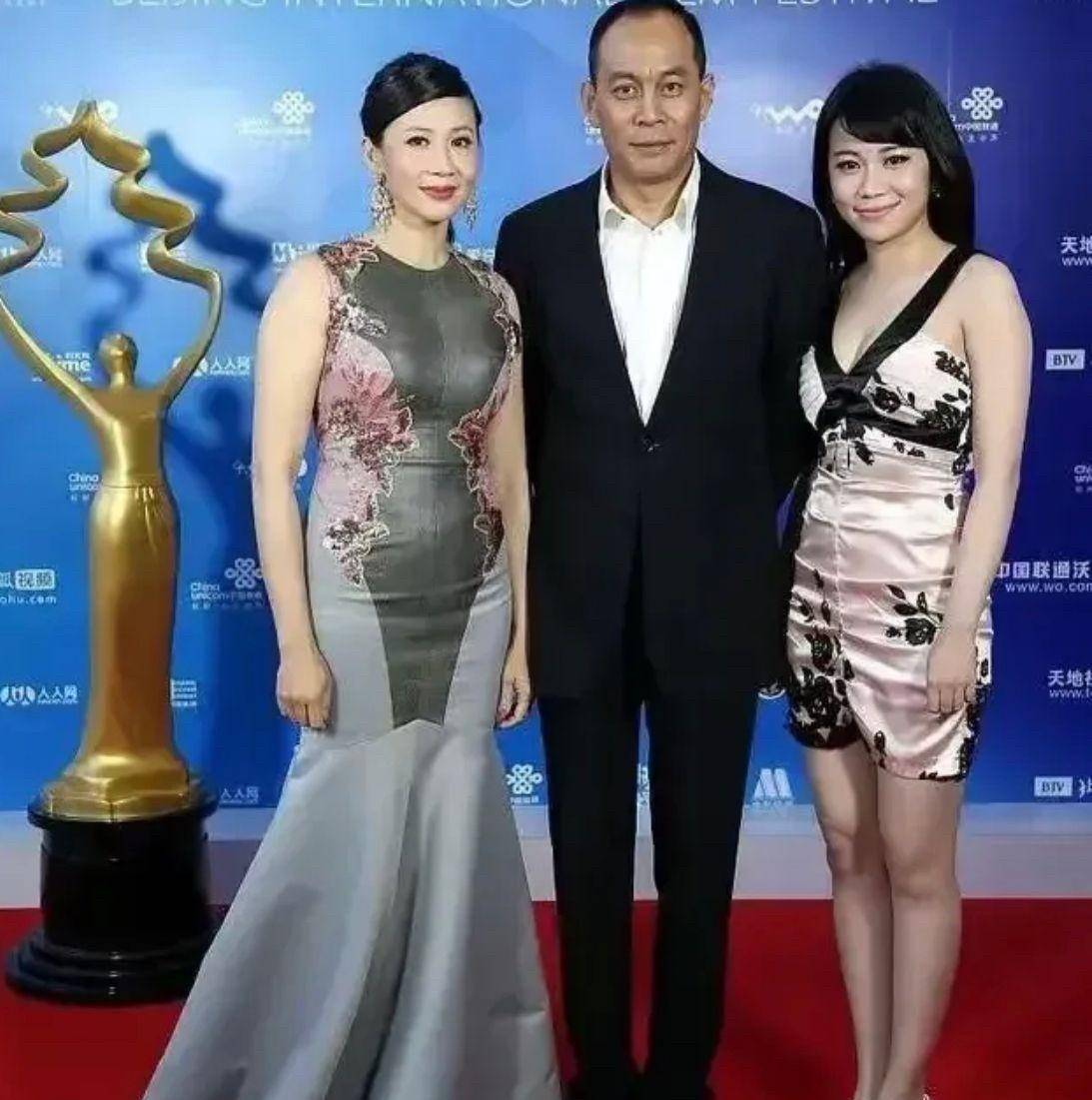 今天就跟大家分析一下,张思乐女儿张光北的穿搭,看看她能不能找到穿搭
