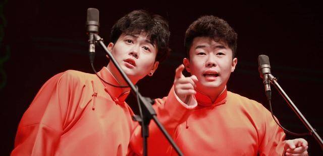 从大面上来看,德云社今年开箱本就不易,全靠《德云斗笑社》收揽人气