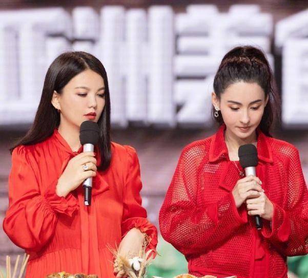 李湘和张柏芝,同穿红色裙装,宛如少女,谁看起来更美呢_身形_模样_皮肤