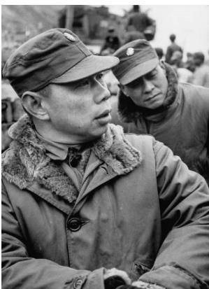 任職,擔任過54軍8師上校團長,副師長,1941年隨54軍遠征緬甸對日軍作戰