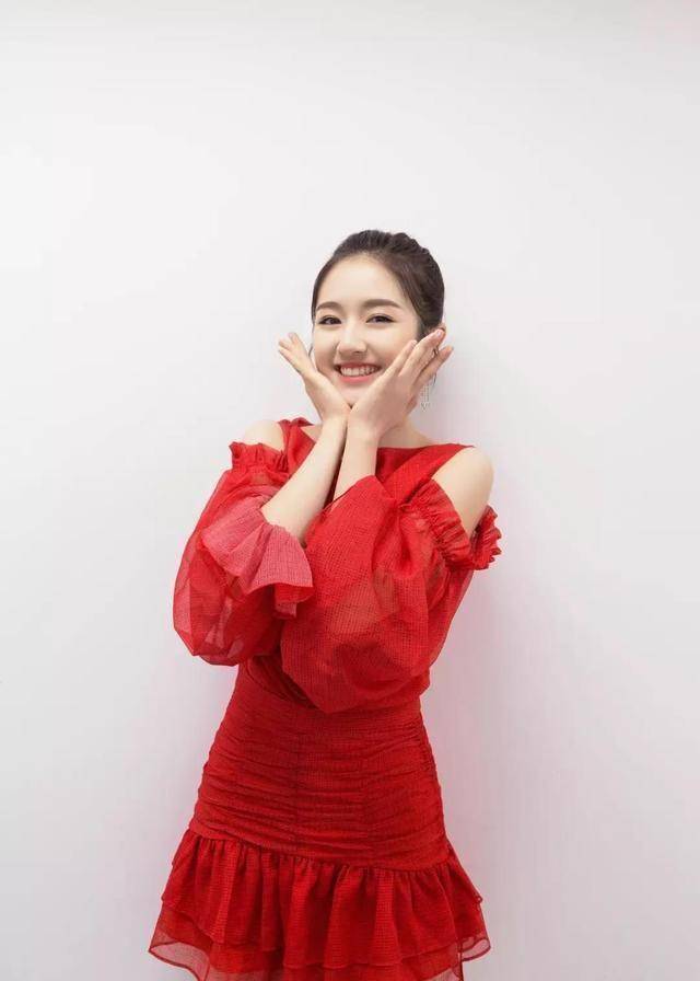 李兰迪,甜美可人的气质美女_演技_扮相_观众