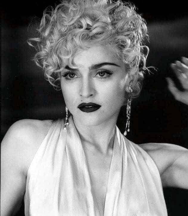 流行女帝麦当娜60岁霸气回归:作为一个人,你不能停止生长_时代_音乐