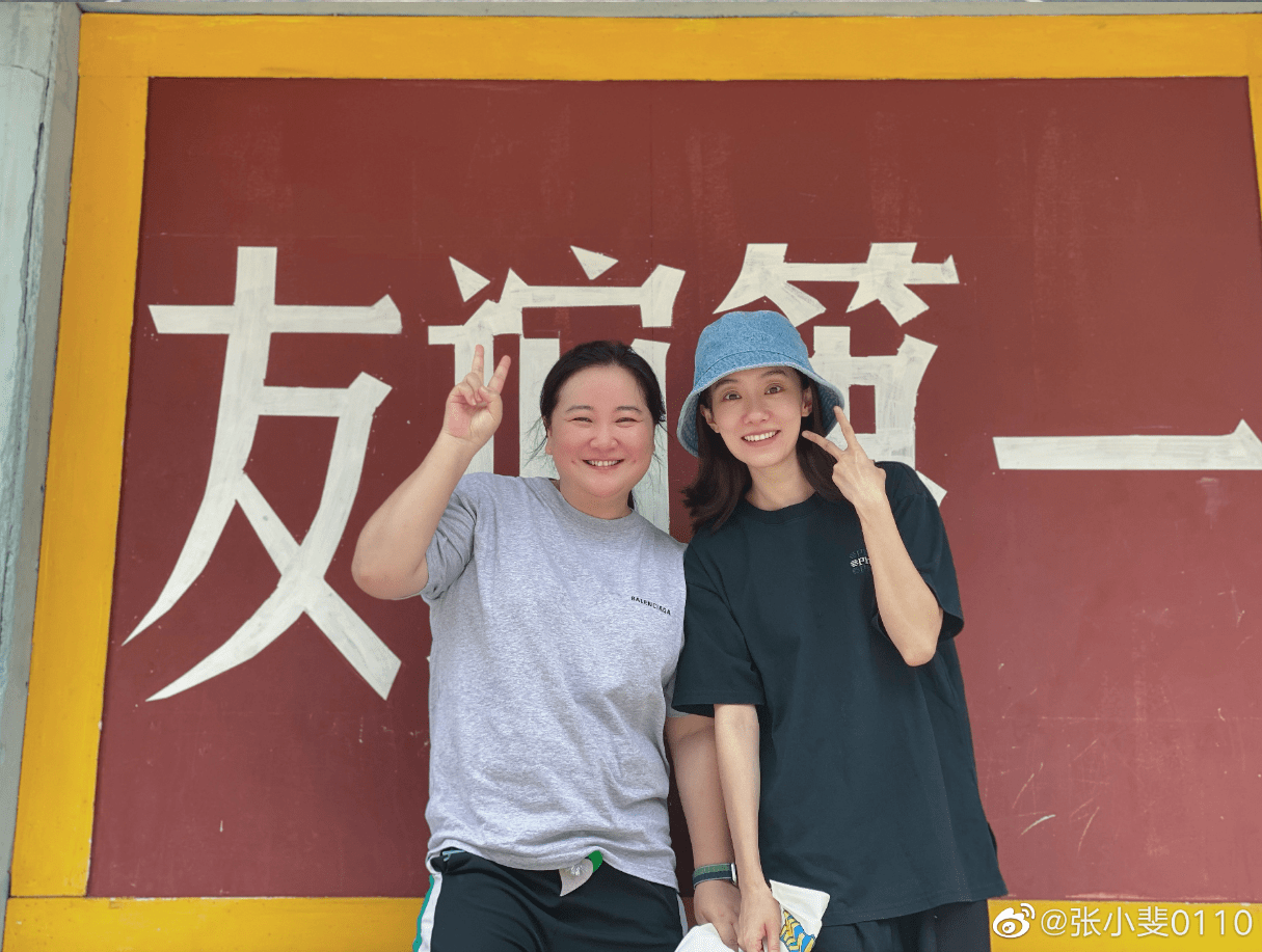 贾玲为新片减重100斤,瘦身有风险,邓超曾在片场晕倒_电影_刘寅_合作