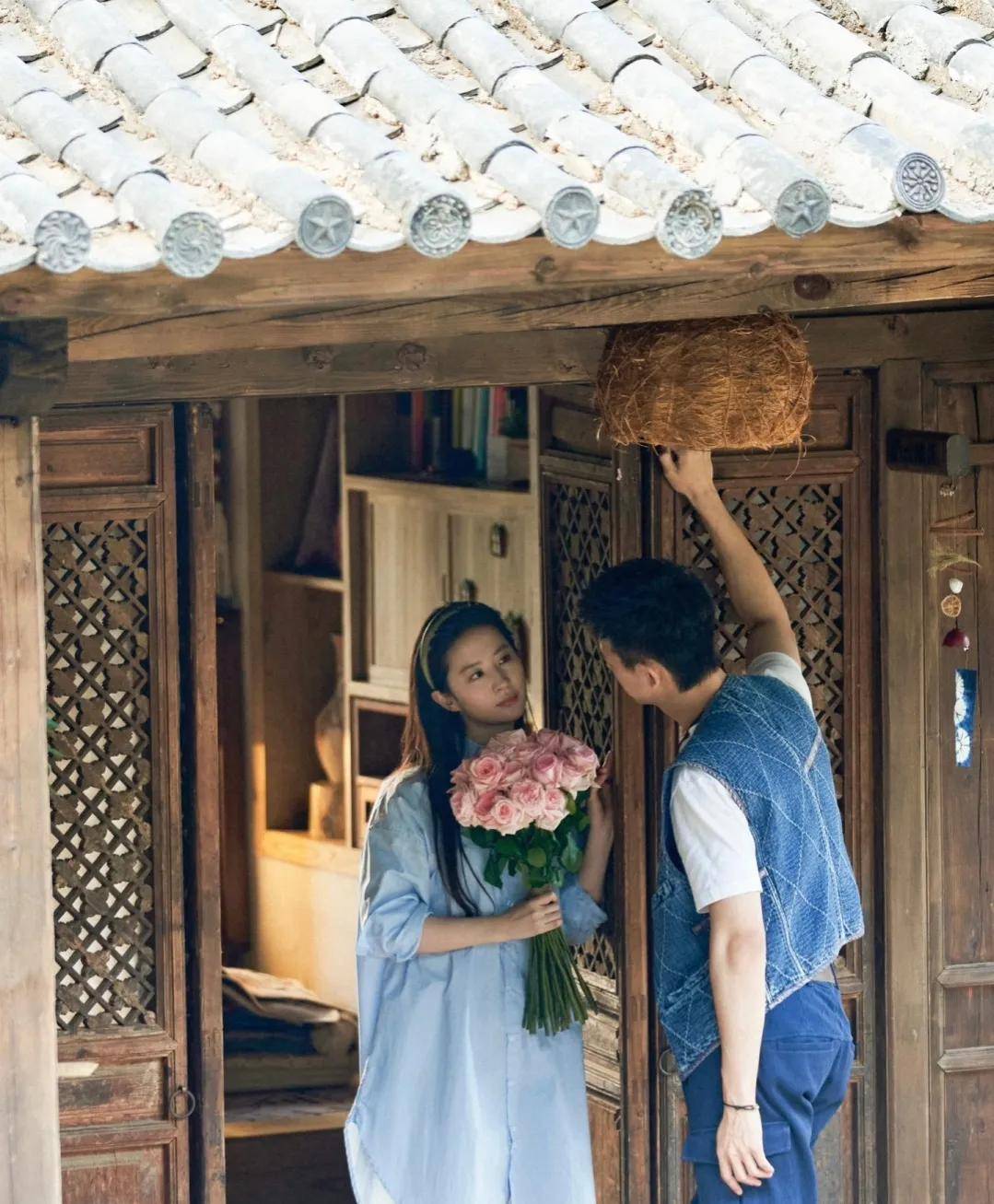 红豆姐姐出国旅游了,大理麻烦了_刘亦菲_地方_爱情