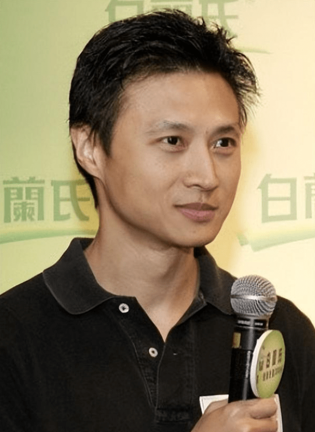 "最美港姐"李嘉欣:分手刘銮雄,嫁给许晋亨,如今过得怎样了?