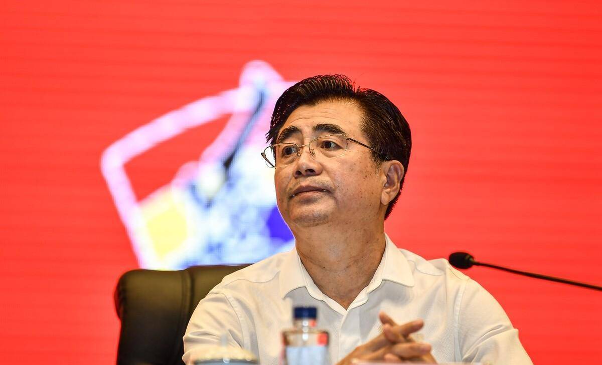 宋凯昨天到场启动足协工作:拒绝使用陈戌源杜兆才原办公室_李颖川