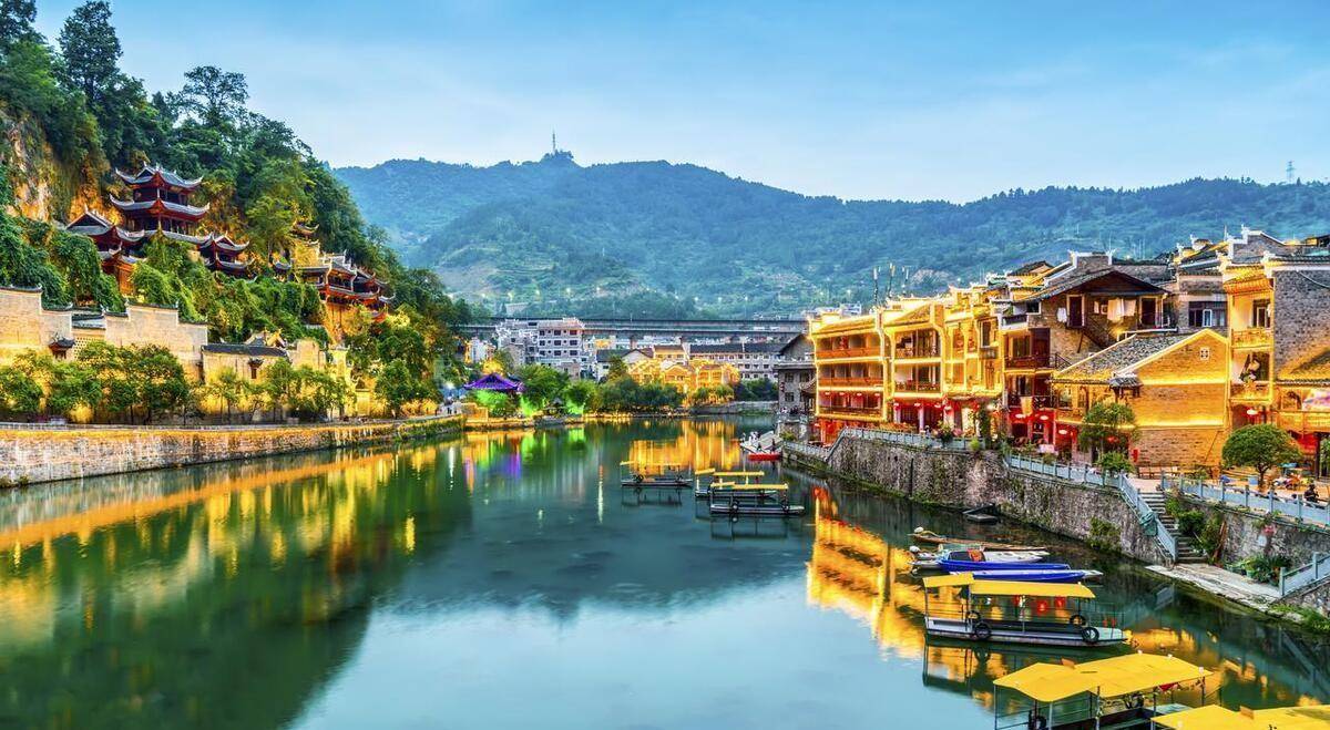 原创            贵州适合6月份旅游的十大最佳景点排名-6月适合去贵州吗
