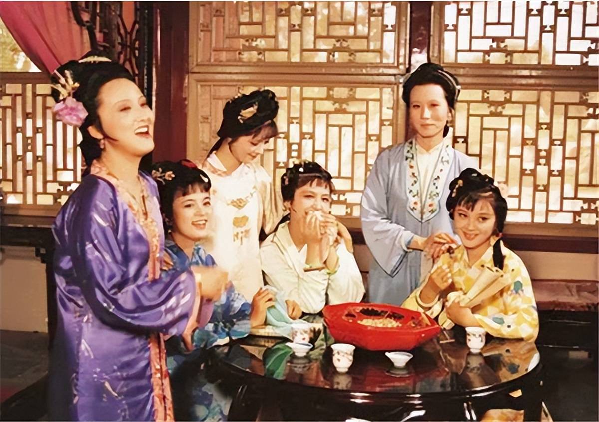 故宫展出一道康熙密旨,揭露曹雪芹一家的特殊身份,藏得可真深_曹家