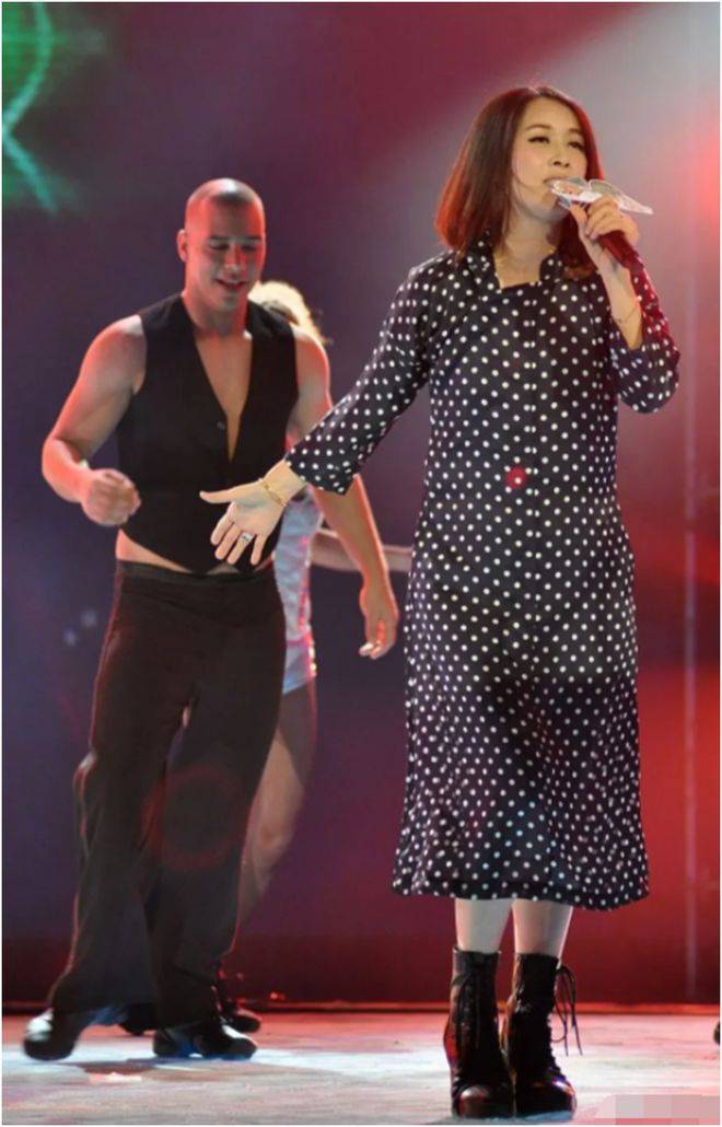 那英和金星同台热舞!