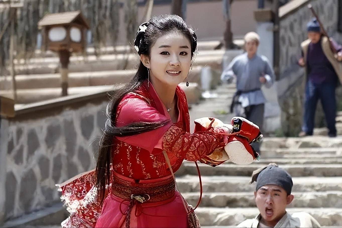 赵丽颖出道17年风姿卓越,19岁到36岁的变化_电视剧_古装_同年