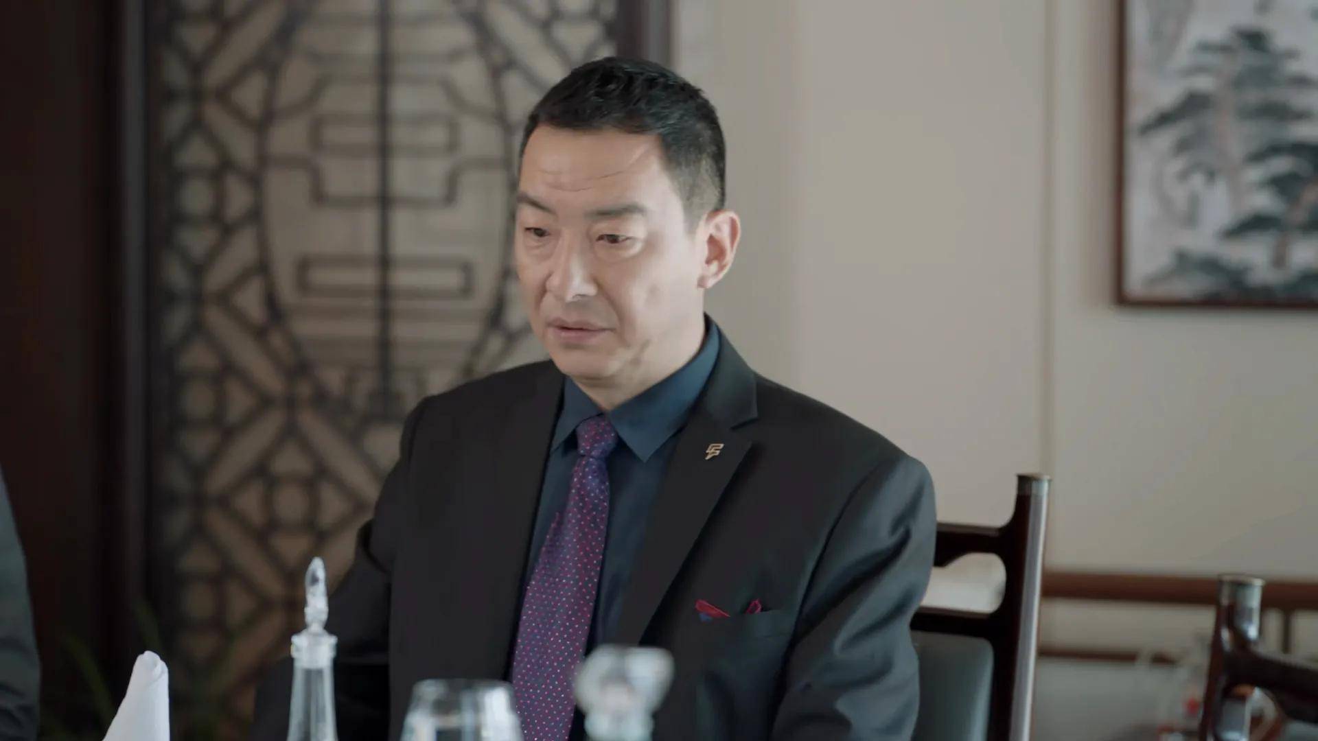 《三分野》配角:陈书辞职出国,施天佑考公务员,杨平山被抓入狱_向园