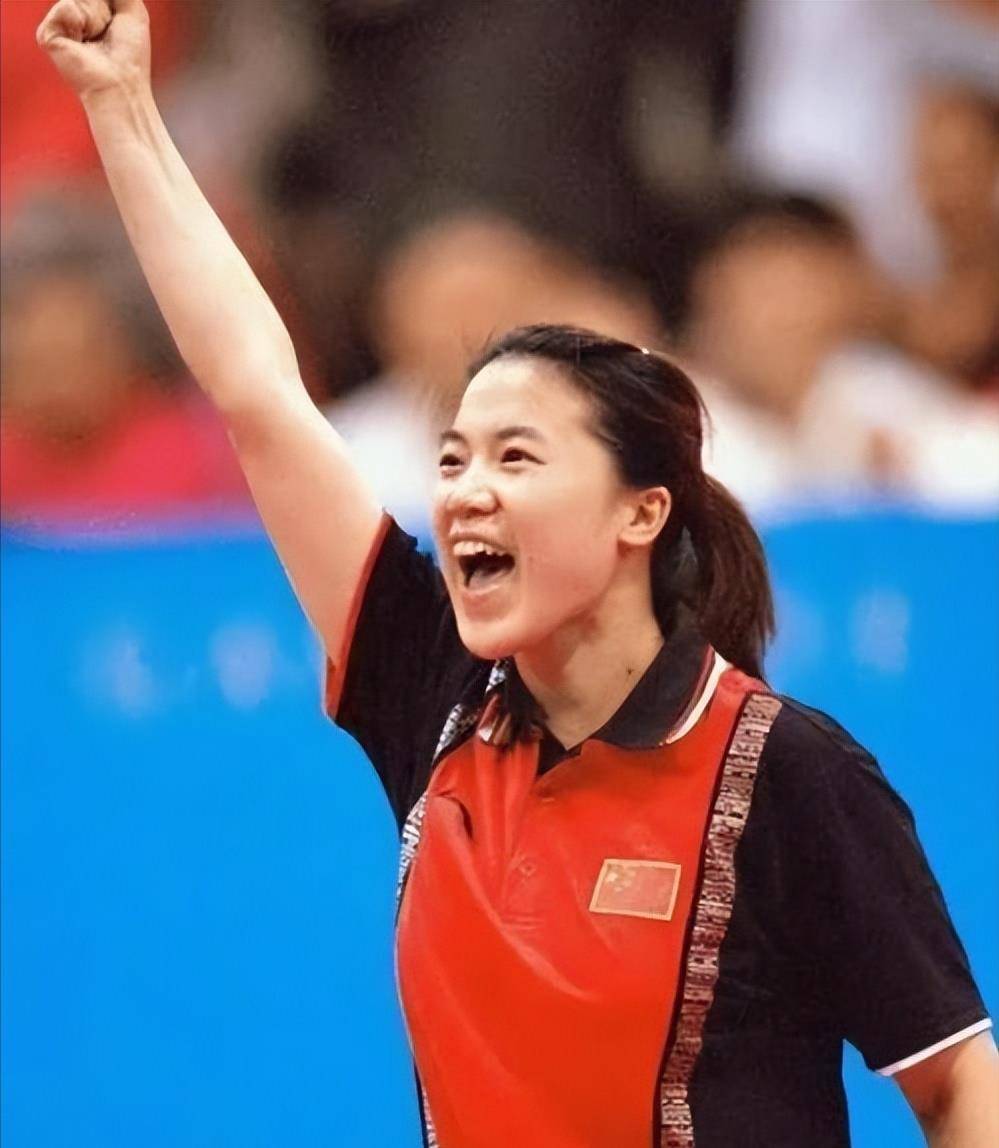 婚后仅47天查出癌症,富豪老公做法令人感动_郭斌_训练_刘国栋