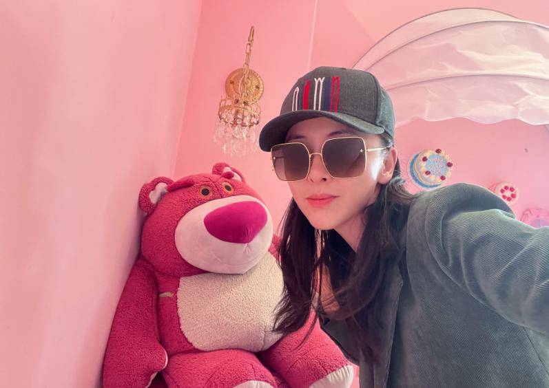 星二代们过节日儿童节,应采儿陈意涵,刘畊宏姐姐,主打一个陪伴_女儿