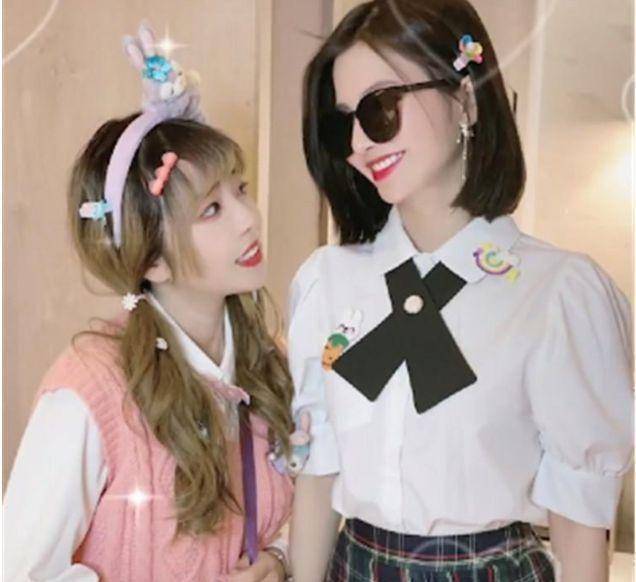 凭借郝一点"闺蜜"人设走红后,万小七舍弃霸总改走优雅路线_转型_风格