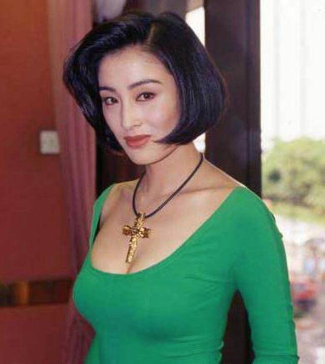 女神张敏:用最好的资源做了最差的选择,51岁复出到底是为何_电影_香港