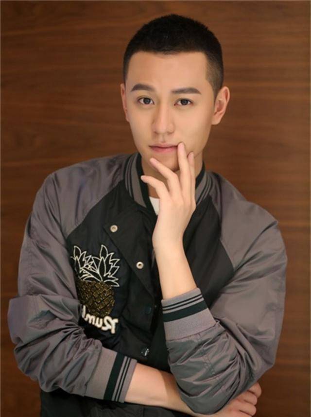 同为短发女神,拿过模特冠军的孙铱比杨紫强在哪里_杨紫更_形象_时尚