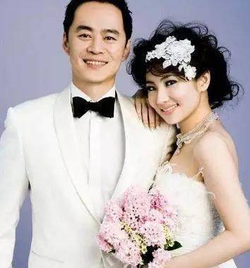 任家萱拍戏烧伤男友不离不弃娶了她离了婚发现都是假的?