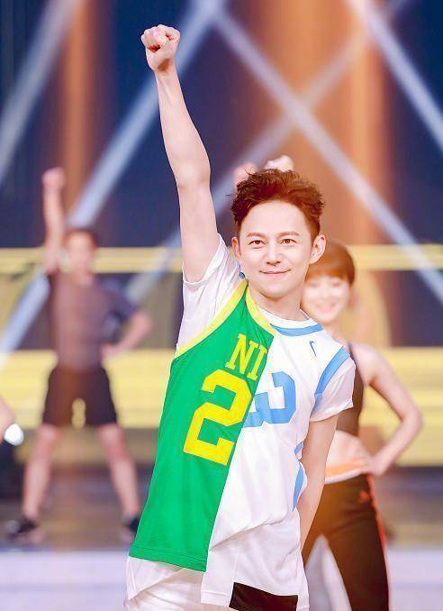 王彦霖,朱正廷,蔡徐坤,陈立农,孟美岐,林志颖,曾舜晞,熊梓淇,于朦胧