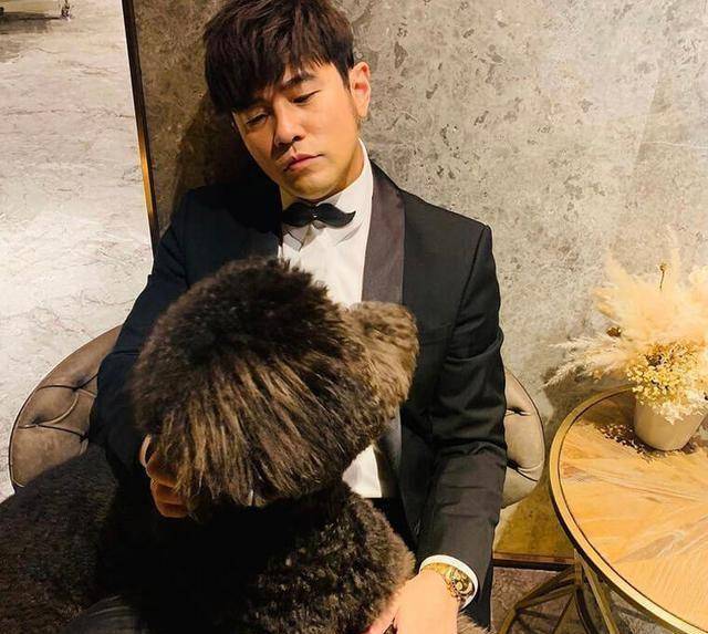 周董周杰伦戴稀有劳力士迪通拿参加生日会_daytona_年代_表盘