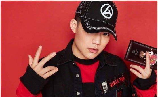 pgone与李小璐事件虽然已经过去1年多了,但是很多网友