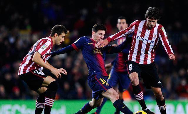 同样都创造过连过五人破门,梅西的技术含量是否比得过马拉多纳?