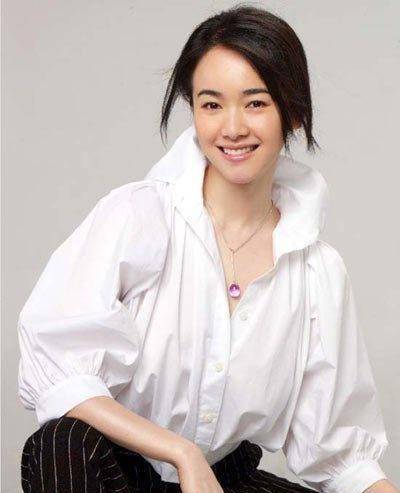 她曾想当体操运动员,却被姜文带入娱乐圈,走红后绯闻不断_左小青_梦想