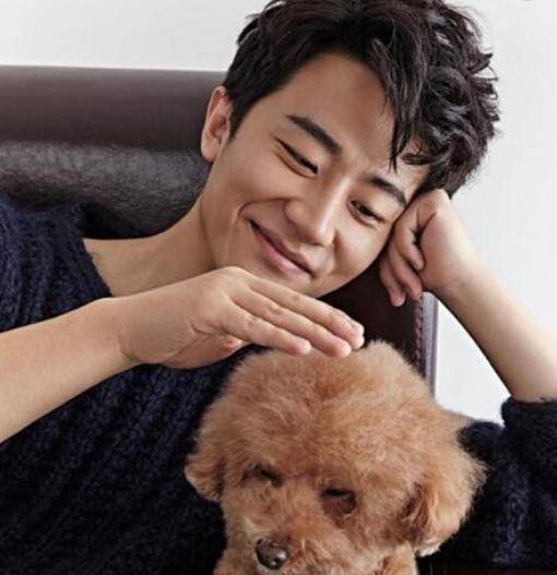 他是娱乐圈的一股清流演戏很忘我如今35岁依旧单身_黄轩_卫哲_性格