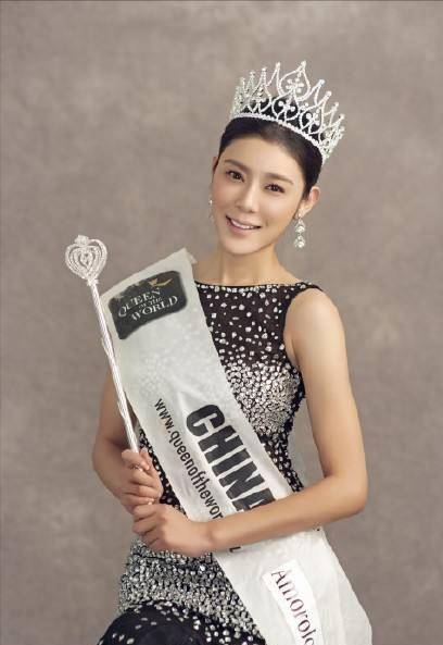拥有双学位,曾获选美比赛桂冠的赵雅淇,是如何玩烂一手好牌的?