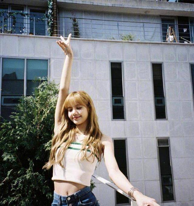 为什么说lisa是人间芭比?