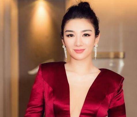 为何黄奕的婚姻那么坎坷,看到她和崔伟的恋爱方式,才明白原因!