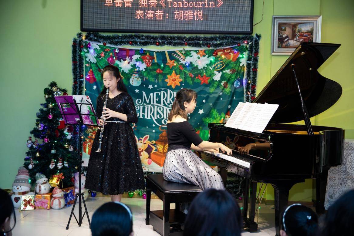如星海音乐学院,华南师范大学音乐系和四川音乐学院等