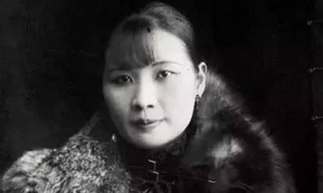 童年9月26日,蒋介石与宋美龄