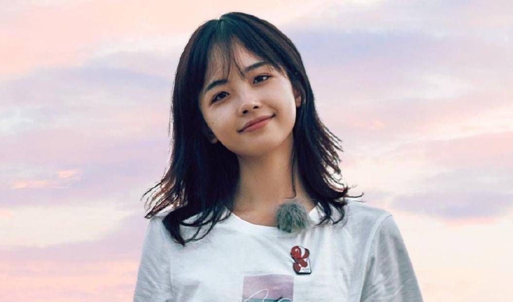 王冰冰录制节目素颜出镜,31岁气质依然很清纯,穿潜水