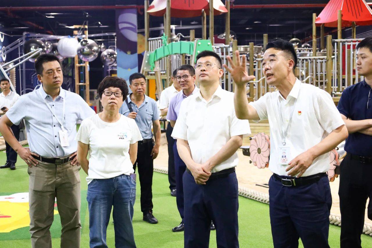 浙江省关心下一代工作委员会朱小龙莅临凯奇集团开展调研_发展_孩子