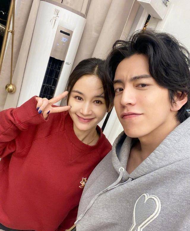 吴永恩和王子文官宣恋情,节目中表白,太甜啦!_文和_阿婆_爱情