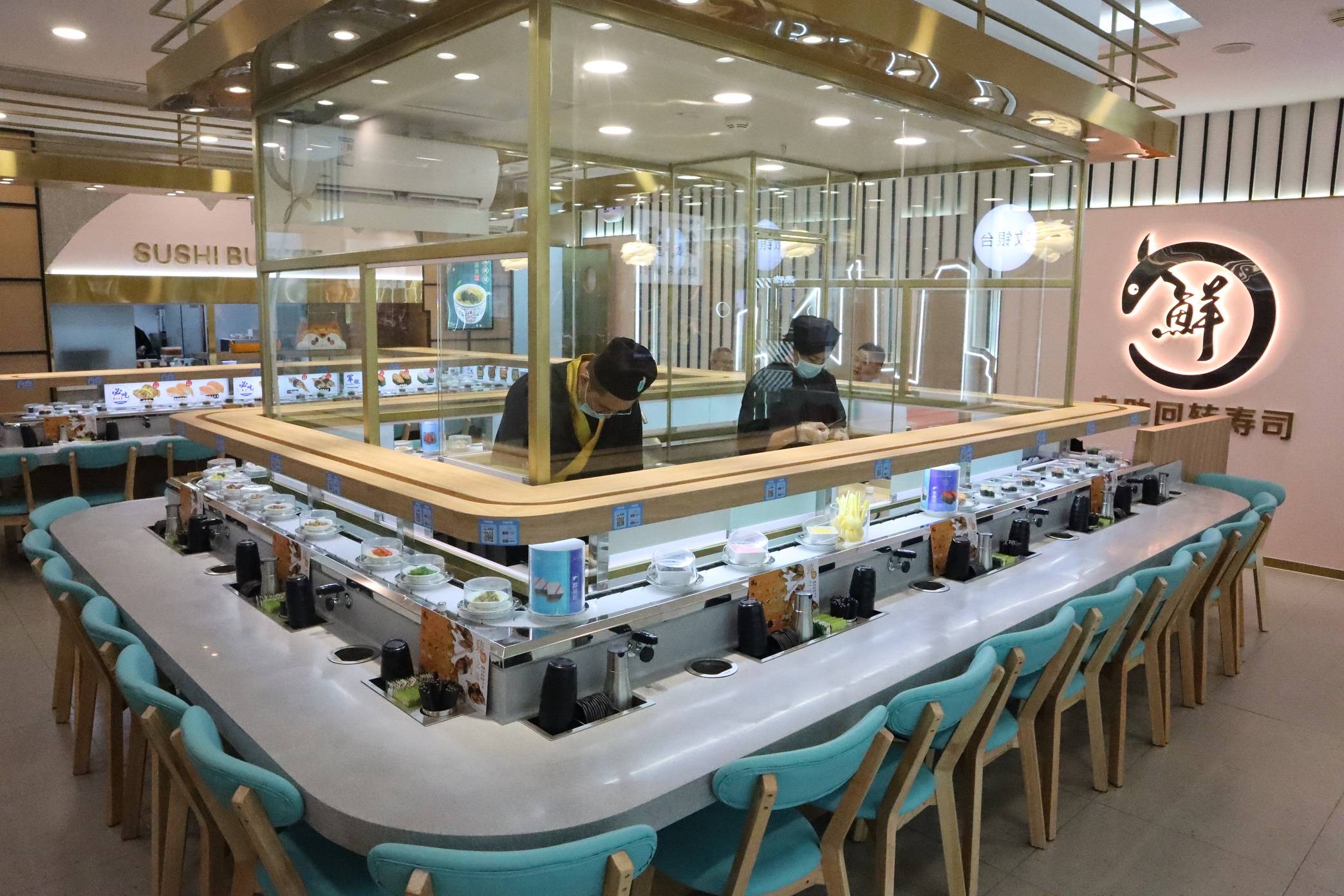 回转寿司店到底赚不赚钱?_食材_经营_一家