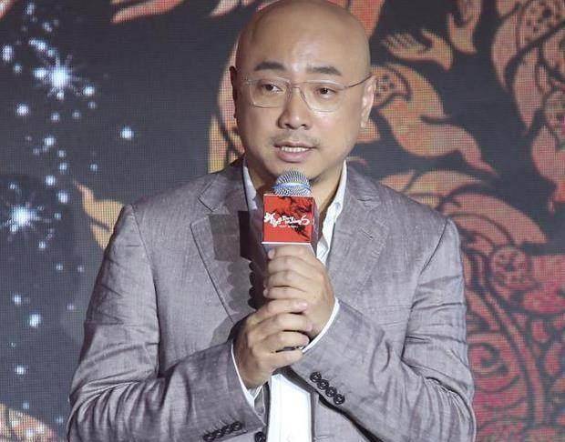 但喝酒后,娱乐圈丑态百出的明星还真不止徐峥一个,今天就让小编为各位