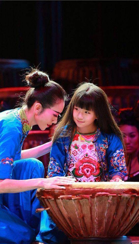 小彩旗和裘继戎还在一起吗?