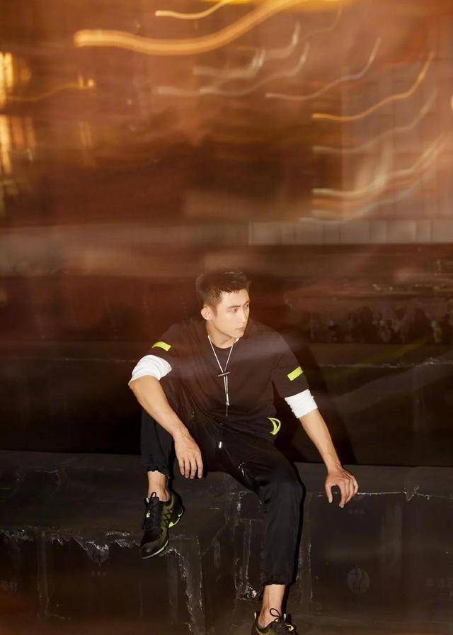 小八卦,谢娜,郭碧婷,肖战,尹正,陈赫_公司_身材_政策