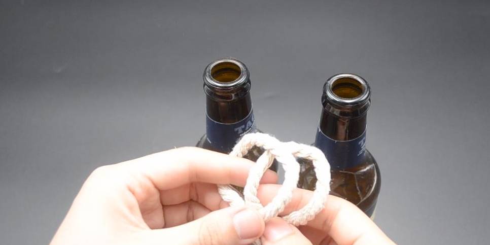 把绳子绑在啤酒瓶上,作用真厉害,花钱都买不到,看完涨知识了_双手