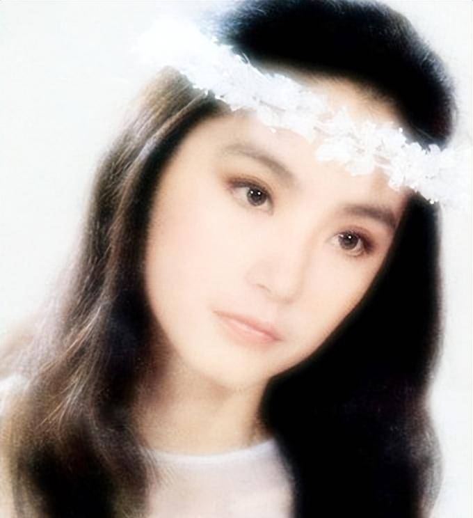 惊艳岁月的7位老牌女港星,各个千娇百媚,美得不可方物_林青霞_王祖贤