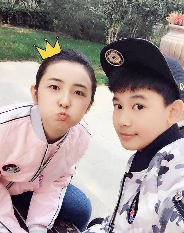 俞亮的扮演者郝富申也是科班出身,就读于北京电影学院17级和王俊凯是