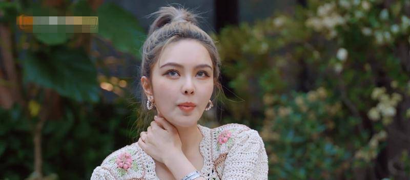 与罗志祥分手1年后,牵手身家32亿好利来太子,周扬青