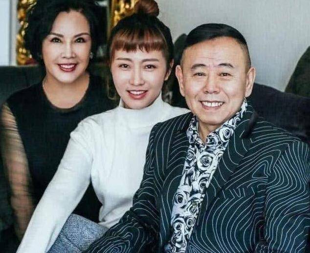 有种遗传叫"潘长江的外孙",长得不像父母,却被爷爷截胡了_孩子_基因