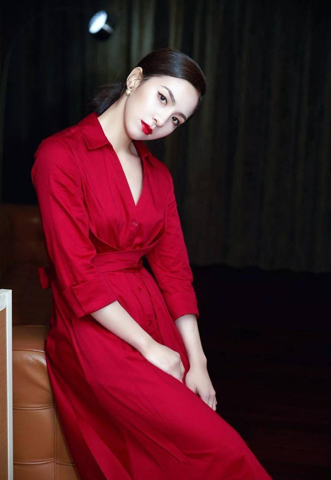 唐诗逸,在《浪姐3》中再次惊艳全场_舞蹈_金星_首席