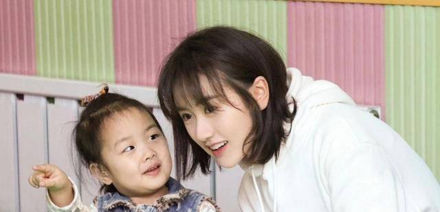 袁冰妍为什么被称为"宝藏女孩"?_琉璃_笑容_儿童