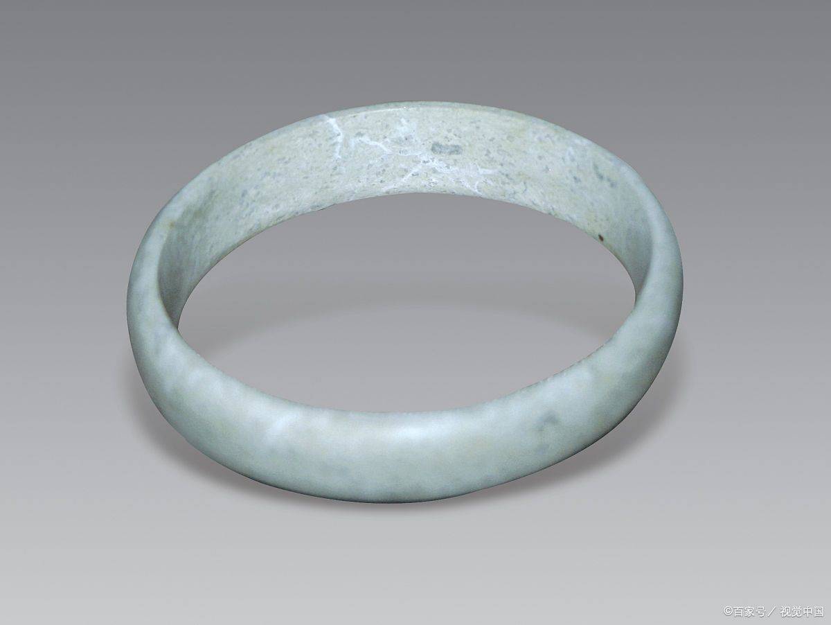 钰福莱珠宝:带你了解蓝田缠丝玉_蛇纹石_纹路_光泽