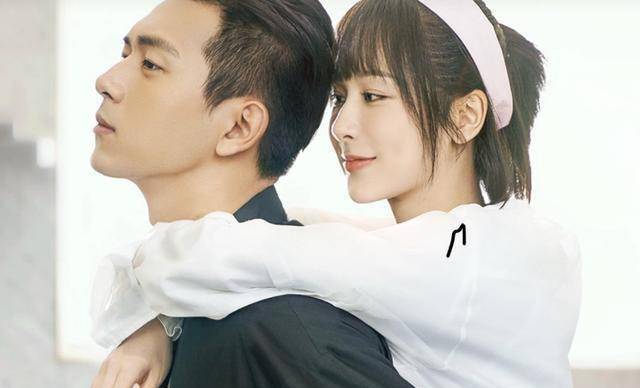 杨紫晒与李现合照为老同学庆生,曾被嫌弃又胖又丑的她终于火了_活动