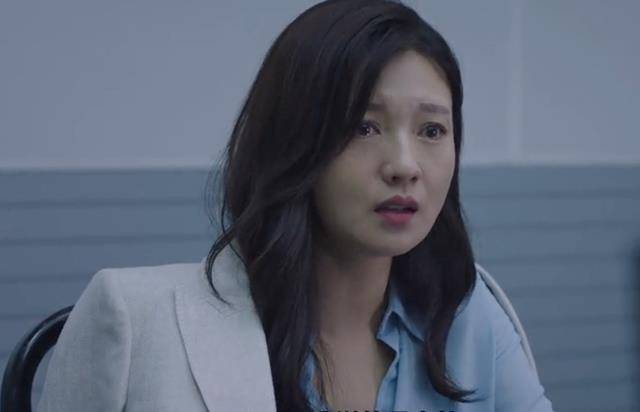 建秋的饰演者傅晶在处理这个角色的时候,其实没有多少大开大合的情绪