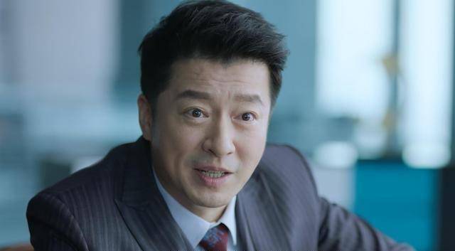 正青春:谭伟伦叛变帮助林睿,孟凡却无动于衷,原来